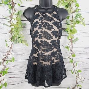 Line and Dot Lace Sleeveless Top